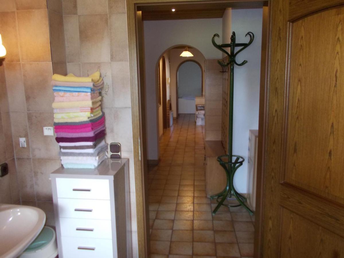 Xxl Apartment, 10 Beds, 4 Sleep-Rooms, 140Qm, 2 Wc, 2 Shower && Bruckmuhl Bagian luar foto